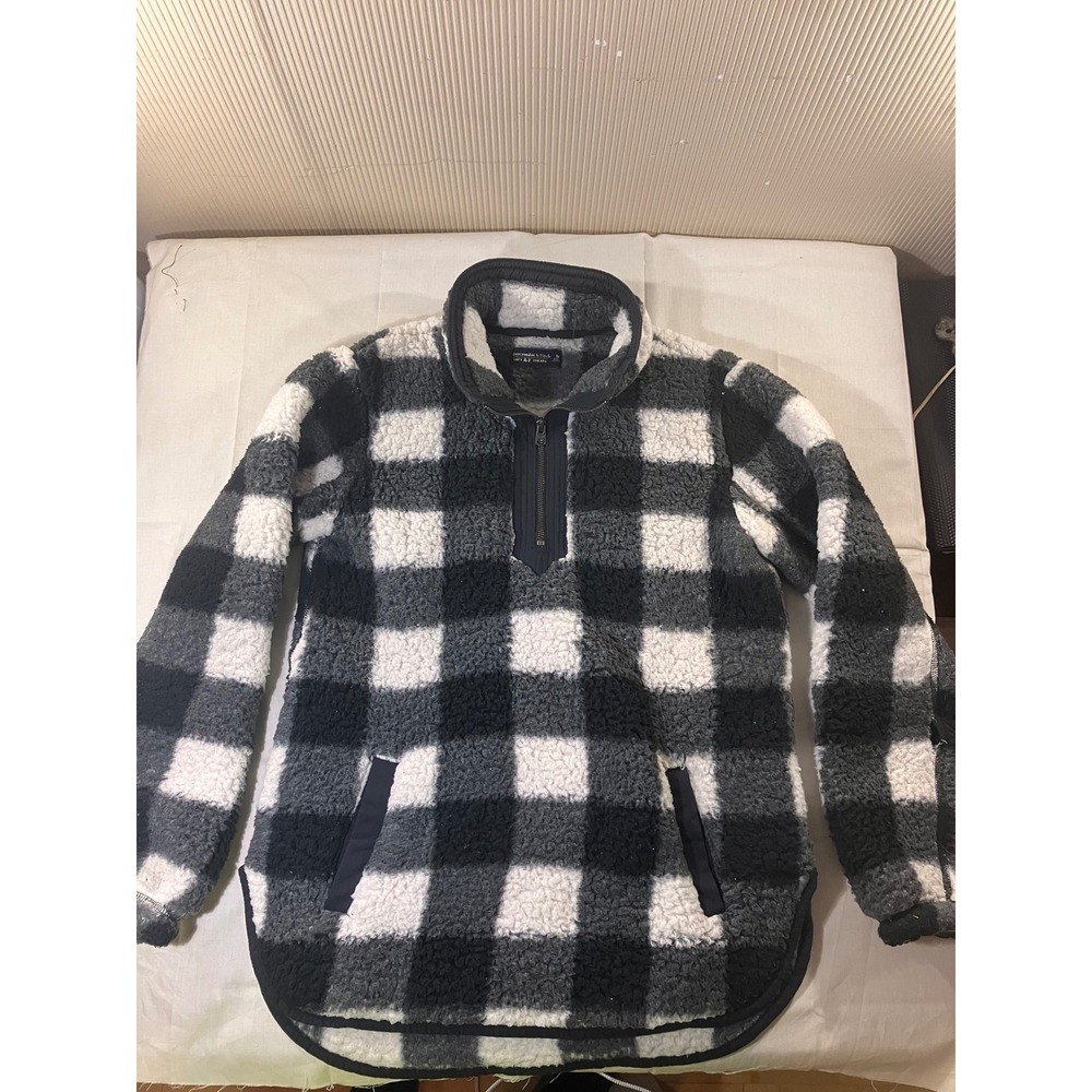 Abercrombie & Fitch A&F Soft Sherpa Black White Plaid Pullover Jacket‎ M